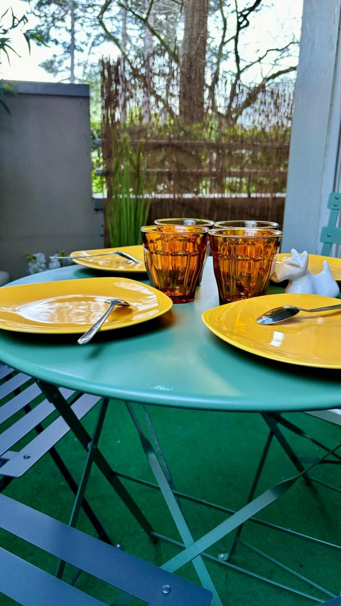 2 Bedrooms- 20' Paris - 25' Disneyland - Wifi Villiers-sur-Marne Exterior foto